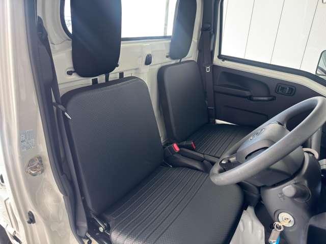 ダイハツ ハイゼットトラック ６６０ スタンダード ３方開 ４ＷＤ R7年 (東北) 99