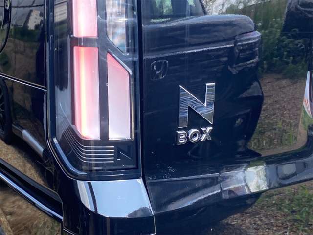 ホンダ Ｎ　ＢＯＸ カスタム ６６０ R8年 (東海) 99