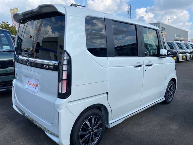 ホンダ Ｎ　ＢＯＸ カスタム ６６０ R8年 (東海) 99