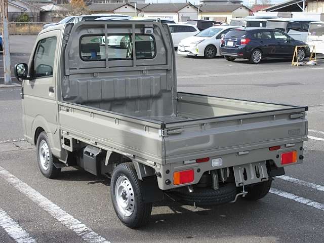 スズキ キャリイトラック ６６０ ＫＣ農繁 ３方開 ４ＷＤ R8年 (関東) 99