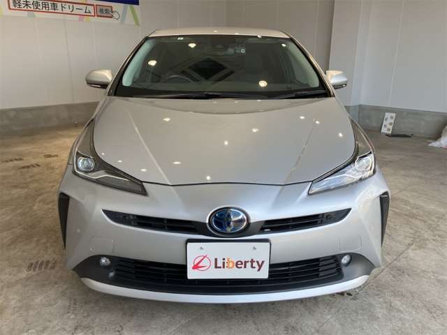 トヨタ プリウス １．８ Ａ プレミアム R1年 (近畿) 99