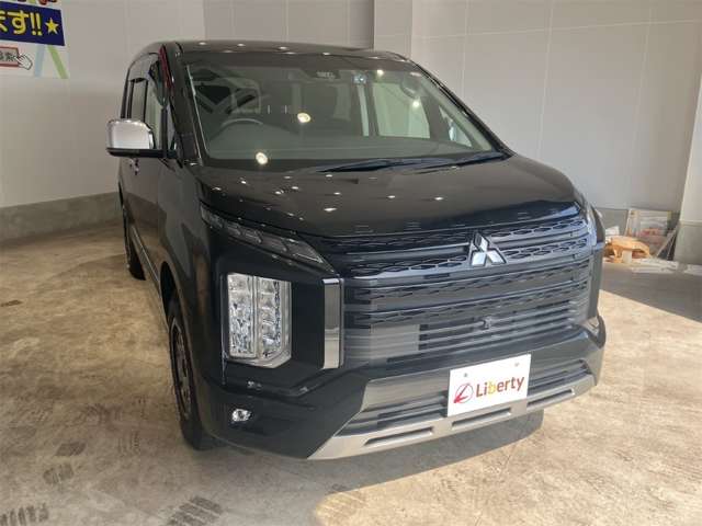 三菱 デリカ　Ｄ：５ ２．２ Ｐ ディーゼルターボ ４ＷＤ R4年 (近畿) 99