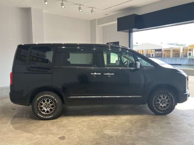 三菱 デリカ　Ｄ：５ ２．２ Ｐ ディーゼルターボ ４ＷＤ R4年 (近畿) 99
