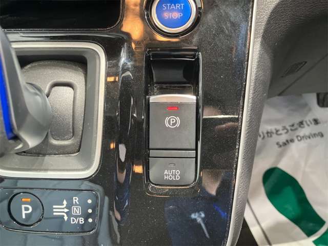 日産 セレナ １．２ Ｅ－ＰＯＷＥＲ ハイウェイスター Ｖ アーバンクロム R3年 (近畿) 99