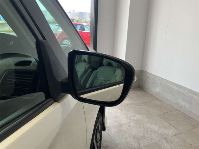 日産 セレナ １．２ Ｅ－ＰＯＷＥＲ ハイウェイスター Ｖ アーバンクロム R3年 (近畿) 99
