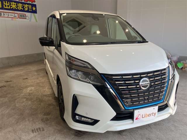 日産 セレナ １．２ Ｅ－ＰＯＷＥＲ ハイウェイスター Ｖ アーバンクロム R3年 (近畿) 99