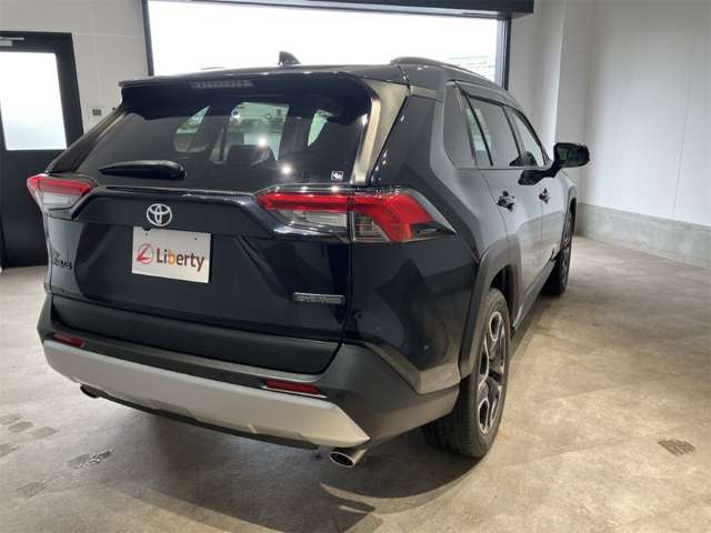 トヨタ ＲＡＶ４ ２．０ アドベンチャー ４ＷＤ R2年 (近畿) 99
