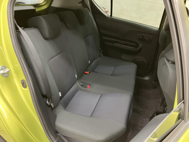 トヨタ アクア １．５ Ｌ H27年 (近畿) 99