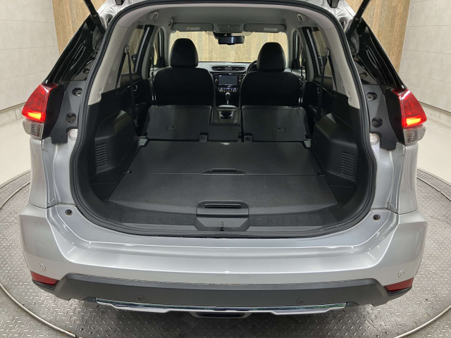 日産 エクストレイル ２．０ ２０ＸＩ ２列車 ４ＷＤ H30年 (近畿) 99