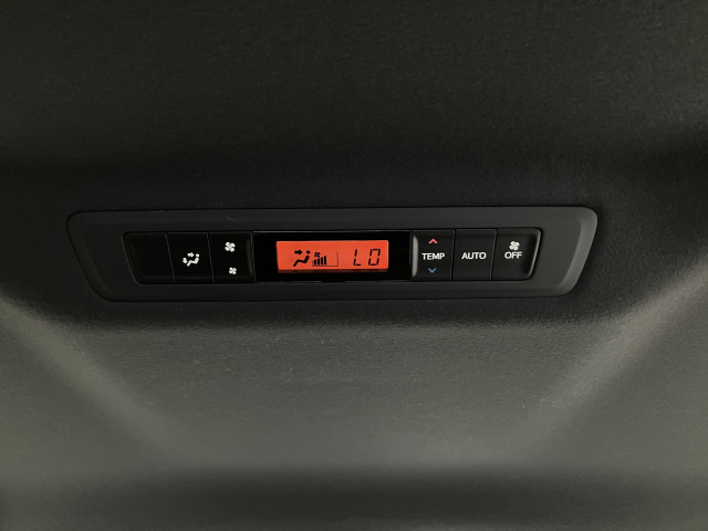 トヨタ ヴォクシー ２．０ ＺＳ 煌ＩＩＩ R3年 (近畿) 99