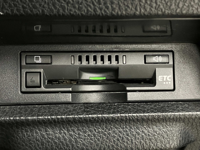 トヨタ ヴォクシー ２．０ ＺＳ 煌ＩＩＩ R3年 (近畿) 99