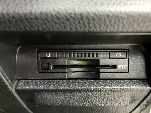 トヨタ ヴォクシー ２．０ ＺＳ 煌 H28年 (近畿) 99