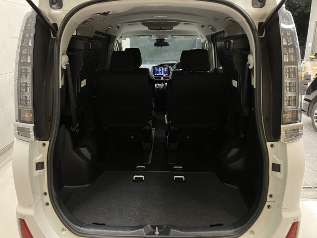 トヨタ ヴォクシー ２．０ ＺＳ 煌 H28年 (近畿) 99