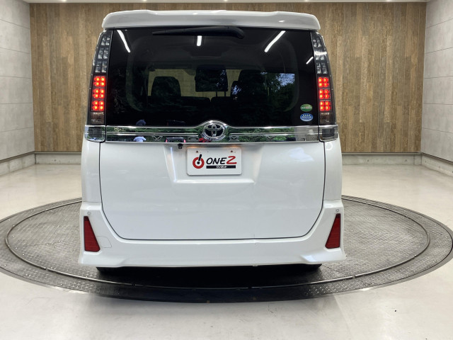 トヨタ ヴォクシー ２．０ ＺＳ 煌 H28年 (近畿) 99