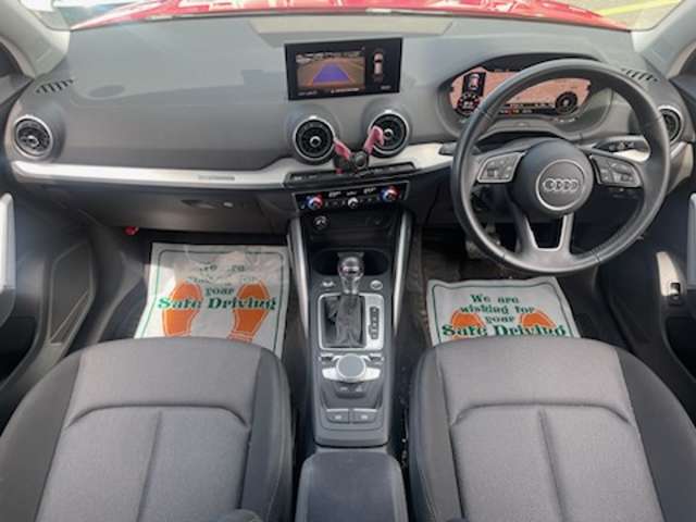 アウディ Ｑ２ ３０　ＴＦＳＩ　スポーツ H30年 (近畿) 99