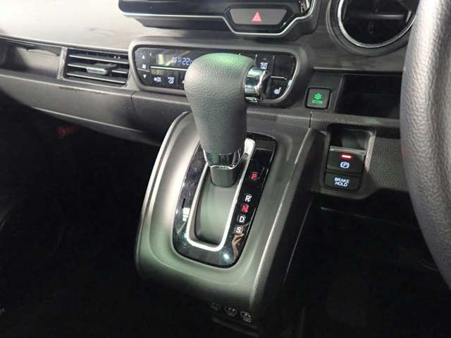 ホンダ Ｎ−ＯＮＥ ６６０ プレミアム R4年 (近畿) 99