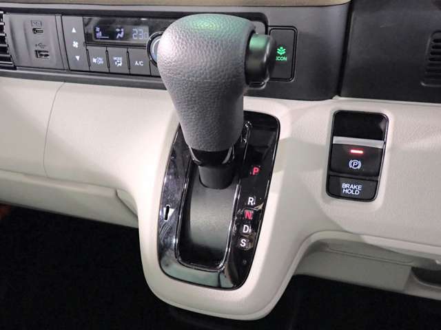 ホンダ Ｎ　ＢＯＸ ６６０ R5年 (近畿) 99