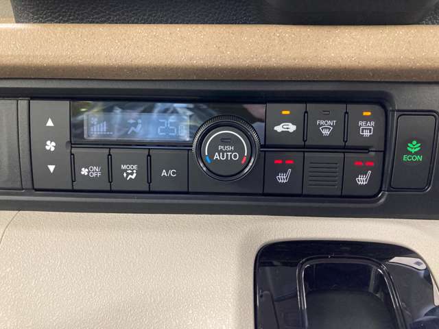 ホンダ Ｎ　ＢＯＸ ６６０ R8年 (四国) 99