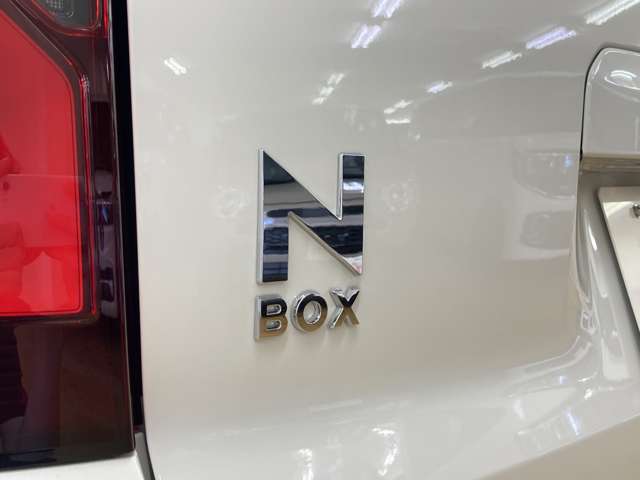 ホンダ Ｎ　ＢＯＸ ６６０ R8年 (四国) 99