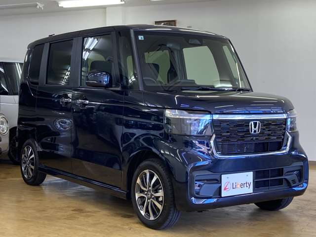 ホンダ Ｎ　ＢＯＸ カスタム ６６０ R8年 (四国) 99
