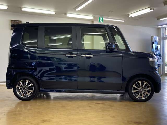 ホンダ Ｎ　ＢＯＸ カスタム ６６０ R8年 (四国) 99