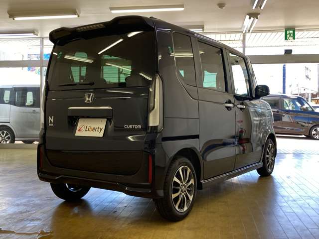ホンダ Ｎ　ＢＯＸ カスタム ６６０ R8年 (四国) 99