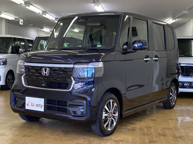 ホンダ Ｎ　ＢＯＸ カスタム ６６０ R8年 (四国) 99