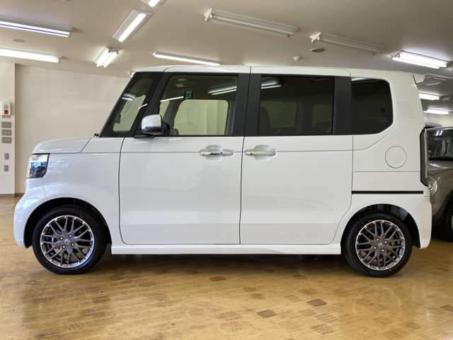 ホンダ Ｎ　ＢＯＸ カスタム ６６０ ターボ R8年 (四国) 99