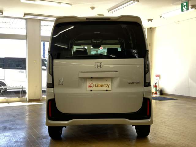 ホンダ Ｎ　ＢＯＸ カスタム ６６０ ターボ R8年 (四国) 99