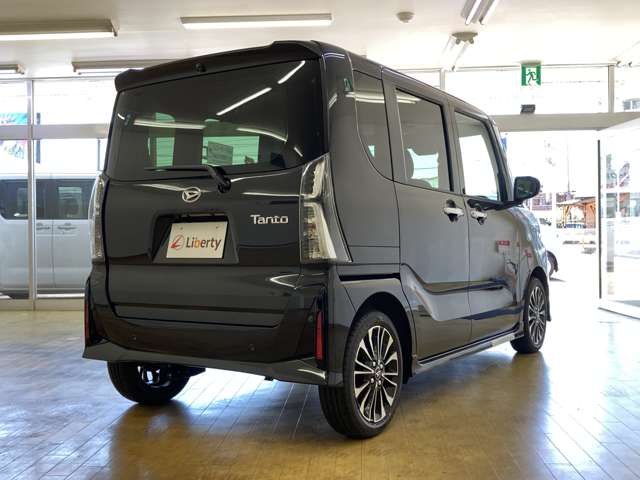 ダイハツ タント ６６０ カスタム ＲＳ R7年 (四国) 99