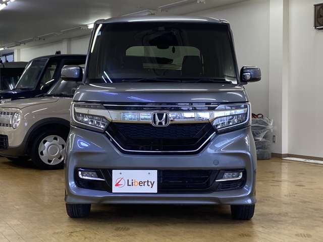 ホンダ Ｎ　ＢＯＸ カスタム ６６０ Ｇ Ｌ ホンダセンシング R2年 (四国) 99