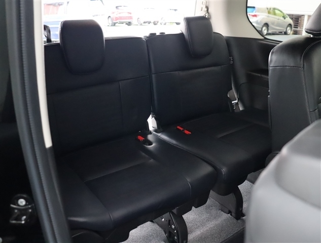 日産 セレナ １．４ Ｅ－ＰＯＷＥＲ ルキシオン R5年 (関東) 99