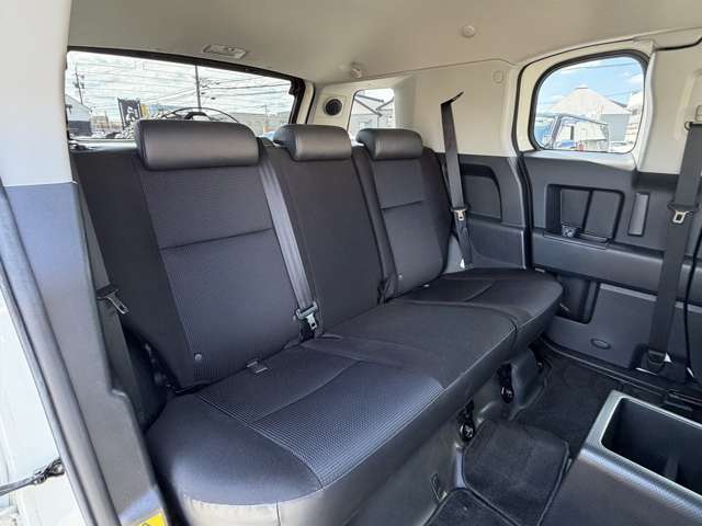 トヨタ ＦＪ　クルーザー ４．０ ４ＷＤ H25年 (東海) 99