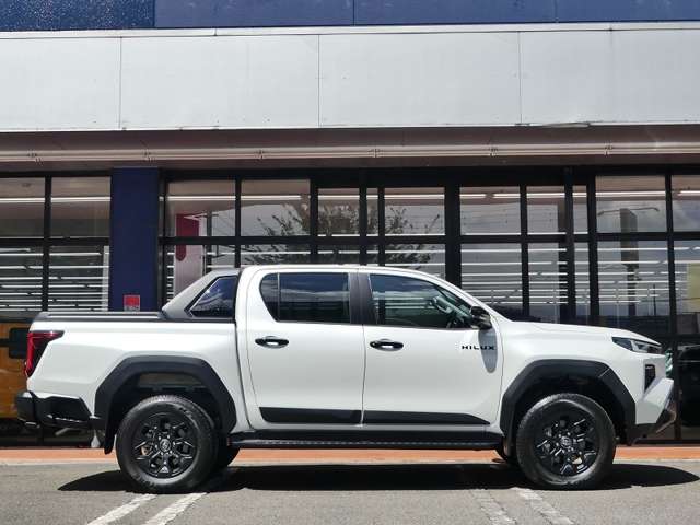 トヨタ ハイラックス ２．８ Ｚ アドベンチャー ディーゼルターボ ４ＷＤ R8年 (東海) 99