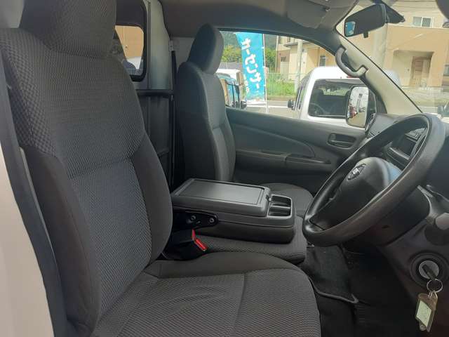 日産 ＮＶ３５０キャラバン ２．０ ＤＸ ロングボディ H25年 () 99
