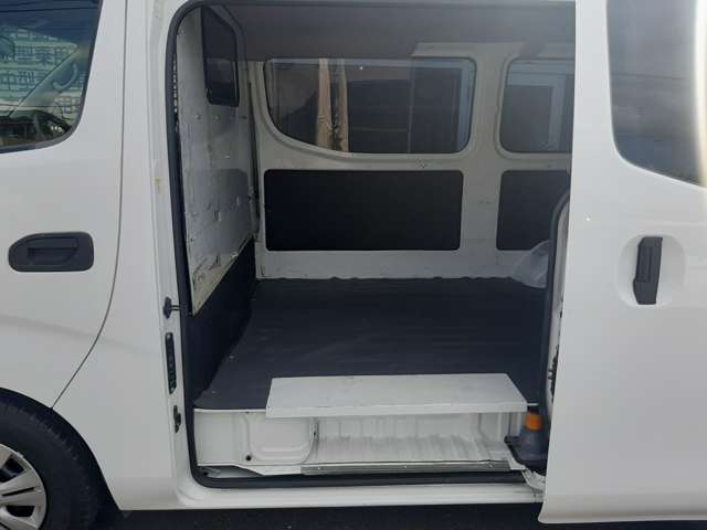 日産 ＮＶ３５０キャラバン ２．０ ＤＸ ロングボディ H25年 () 99