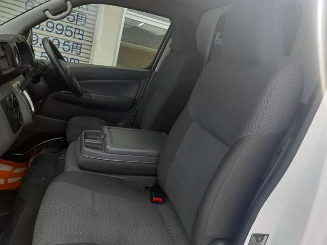 日産 ＮＶ３５０キャラバン ２．０ ＤＸ ロングボディ H25年 () 99