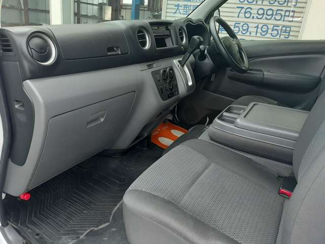 日産 ＮＶ３５０キャラバン ２．０ ＤＸ ロングボディ H25年 () 99