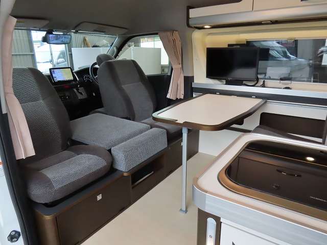 トヨタ ハイエースバン キャンピングカー R3年 (関東) 99