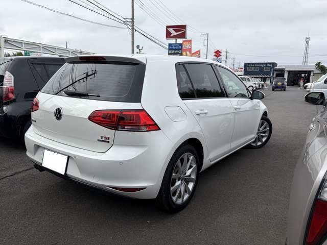 フォルクスワーゲン ゴルフ ＴＳＩ　ハイライン H25年 () 99