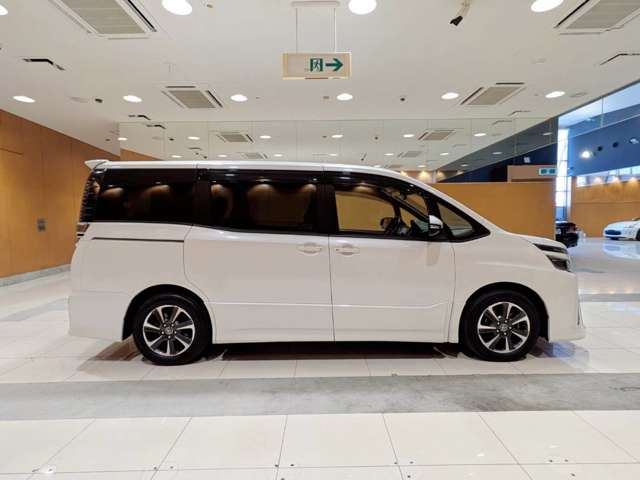 トヨタ ヴォクシー ２．０ ＺＳ H29年 (関東) 99