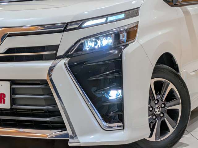 トヨタ ヴォクシー ２．０ ＺＳ H29年 (関東) 99