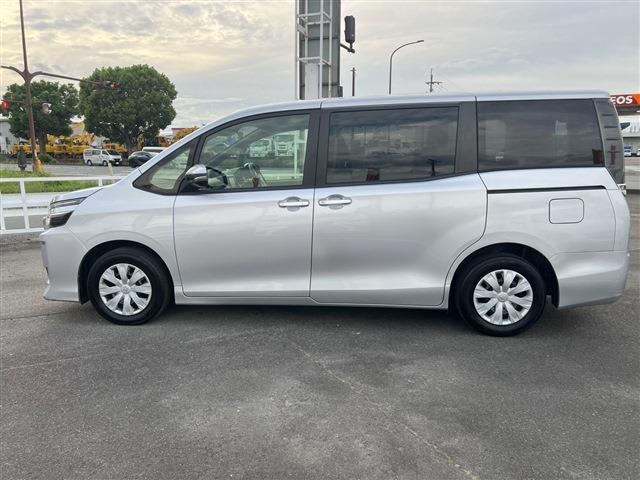 トヨタ ヴォクシー ２．０ Ｘ H28年 (九州・沖縄) 99