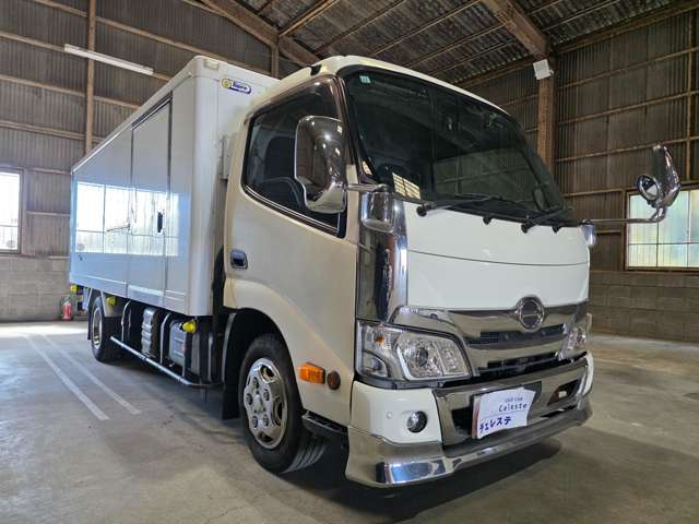 日野自動車 デュトロ 冷蔵冷凍２Ｔロング R1年 (九州・沖縄) 99