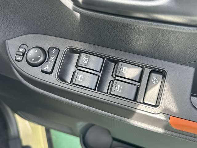 ダイハツ タント ６６０ ファンクロスターボ R7年 (東海) 99