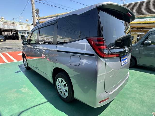 トヨタ ノア ２．０ Ｘ ４ＷＤ R4年 (東海) 99