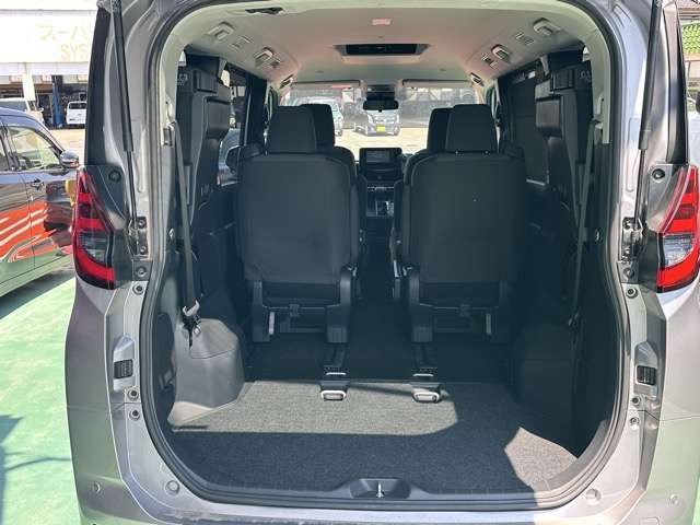 トヨタ ノア ２．０ Ｘ ４ＷＤ R4年 (東海) 99