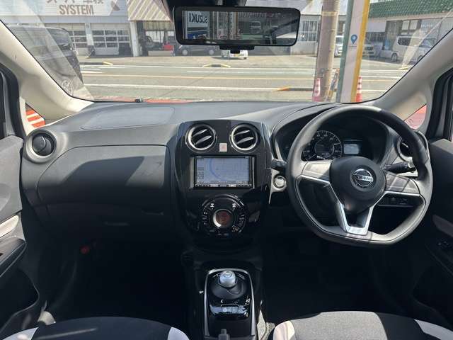 日産 ノート １．２ Ｅ－ＰＯＷＥＲ Ｂ R2年 (東海) 99