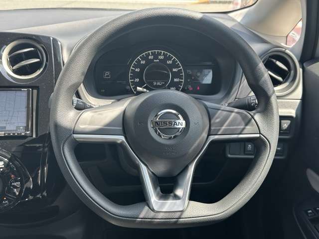 日産 ノート １．２ Ｅ－ＰＯＷＥＲ Ｂ R2年 (東海) 99