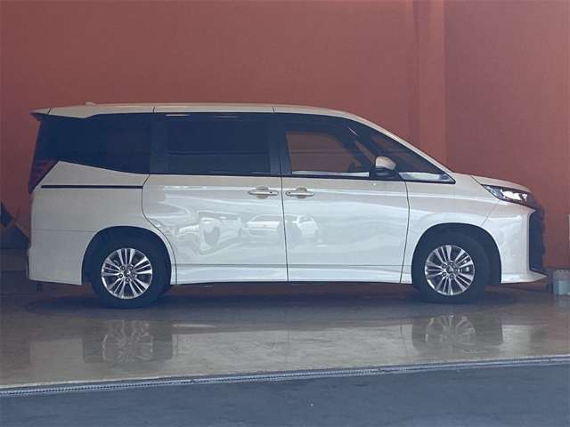 トヨタ ノア １．８ ハイブリッド Ｓ－Ｇ R7年 (近畿) 99